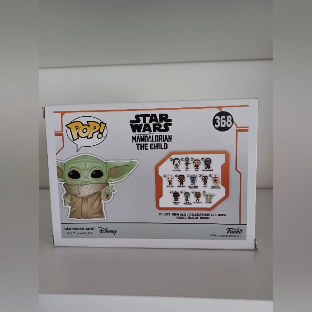 The‎ Child Grogu From Star Wars The Mandalorian 368 Bobblehead Figure Funko Pop